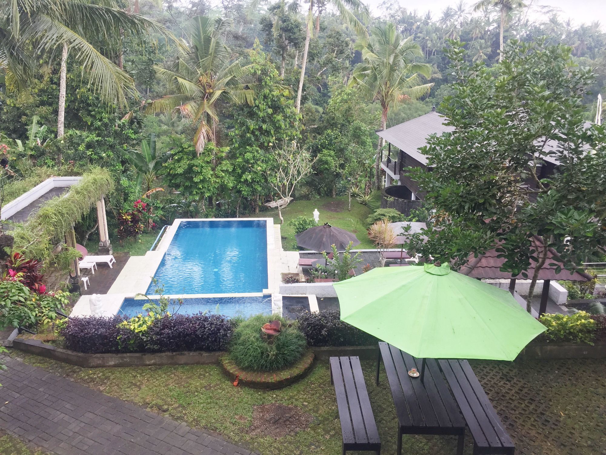 Puri Saron Hotel Madangan - Gianyar Payangan Exterior foto